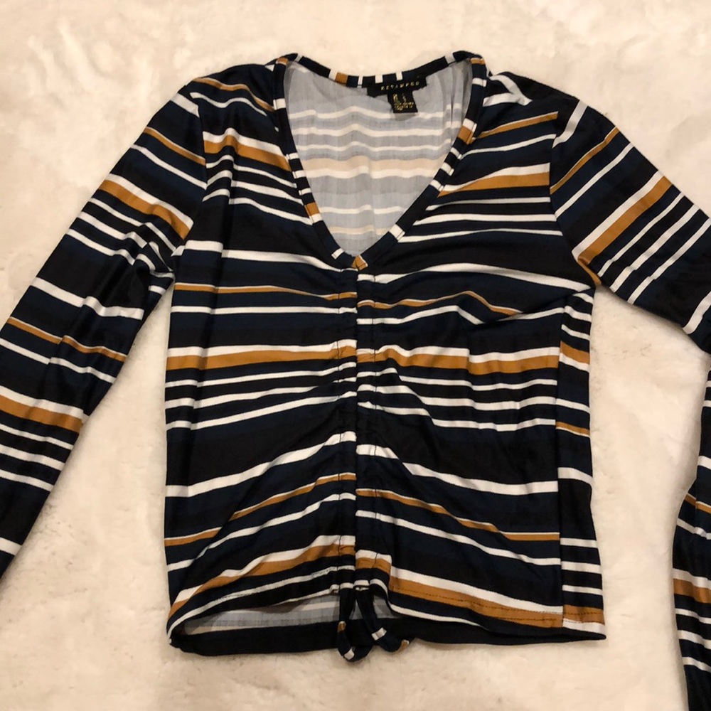 Long sleeved stripe shirt